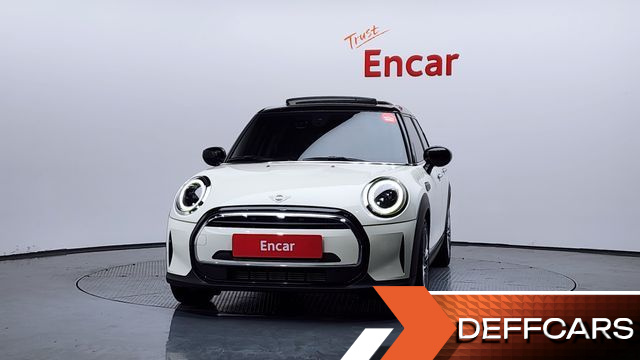 Mini COOPER Classic Plus Launch Pack Third Generation купить на сайте DeffCars