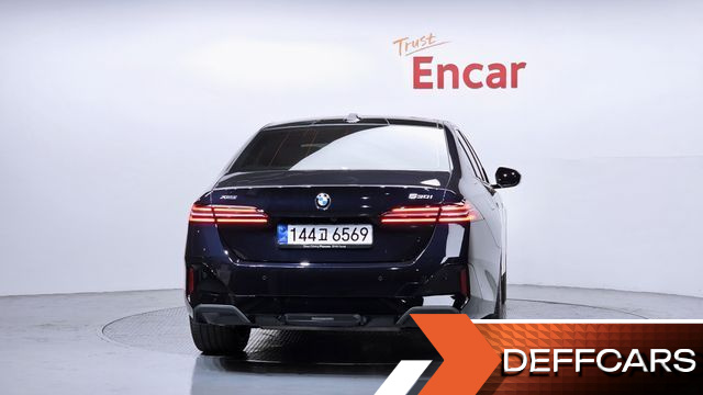 BMW 5-SERIES 530i xDrive M Sport купить на сайте DeffCars