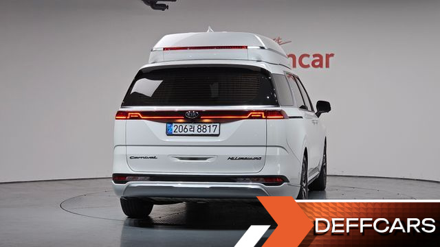 Kia CARNIVAL Gasoline 7-Seater Hi-Limousine Signature купить на сайте DeffCars