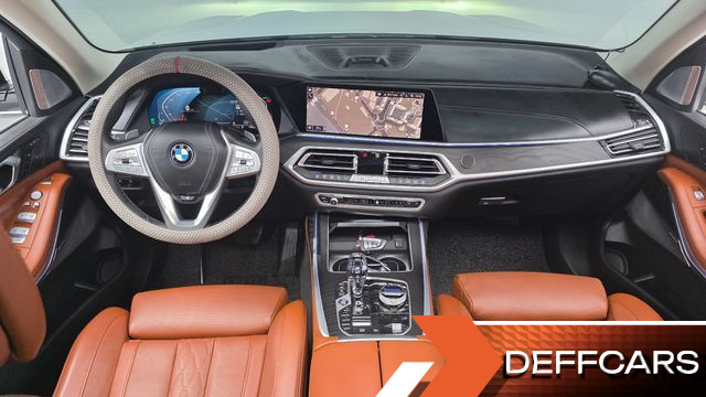 BMW X7 xDrive 40i Design Pure Excellence 6-Seater купить на сайте DeffCars