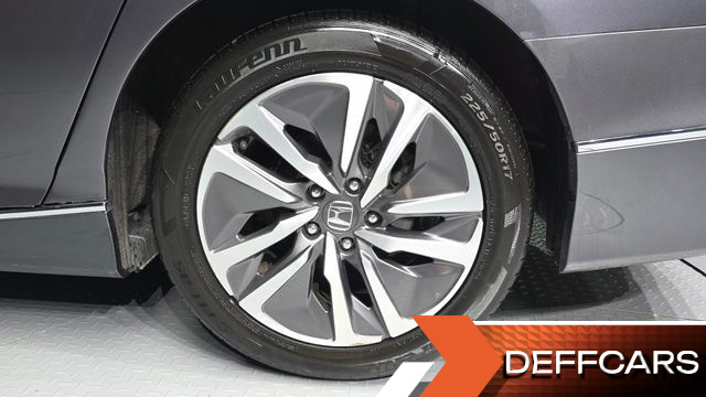 Honda ACCORD 2.0 Hybrid Touring купить на сайте DeffCars