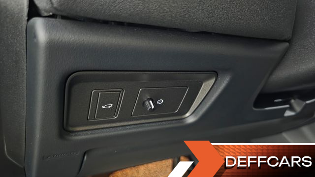 Land Rover RANGE ROVER EVOQUE 2.0 TD4 HSE купить на сайте DeffCars