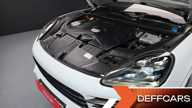 Porsche CAYENNE 3.0 купить на сайте DeffCars