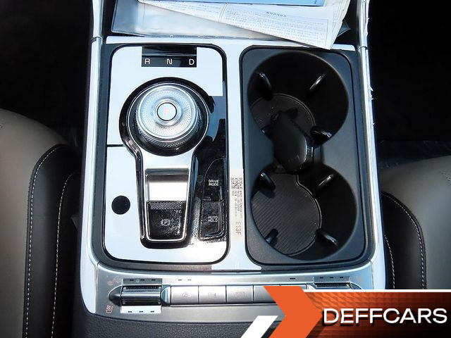Kia CARNIVAL HEV 7seater Signature купить на сайте DeffCars