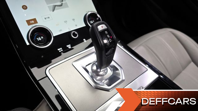 Land Rover RANGE ROVER EVOQUE P250 SE купить на сайте DeffCars