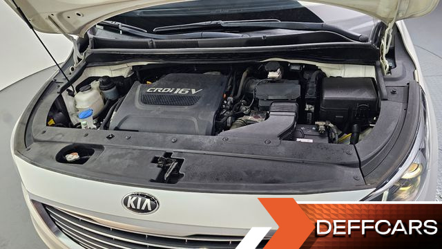 Kia CARNIVAL 7-seater Limousine VIP купить на сайте DeffCars