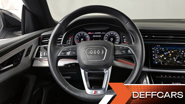 Audi Q8 55 TFSI Quattro Premium купить на сайте DeffCars