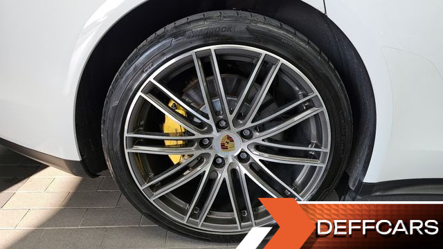 Porsche PANAMERA 2.9 AWD E-Hybrid купить на сайте DeffCars