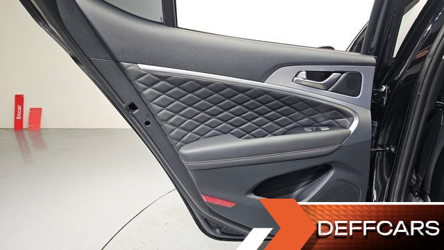 Genesis G70 2.0T Elite купить на сайте DeffCars