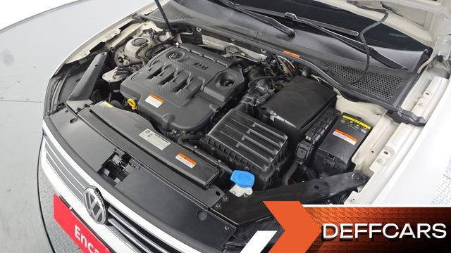 Volkswagen PASSAT 2.0 TDI Premium купить на сайте DeffCars