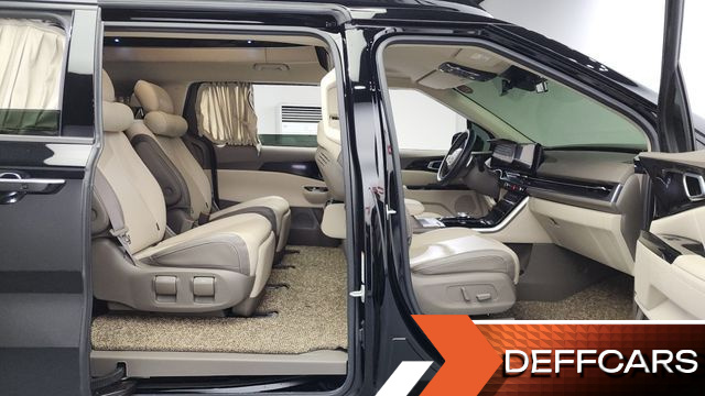 Kia CARNIVAL Gasoline 7-Seater Hi-Limousine Signature купить на сайте DeffCars