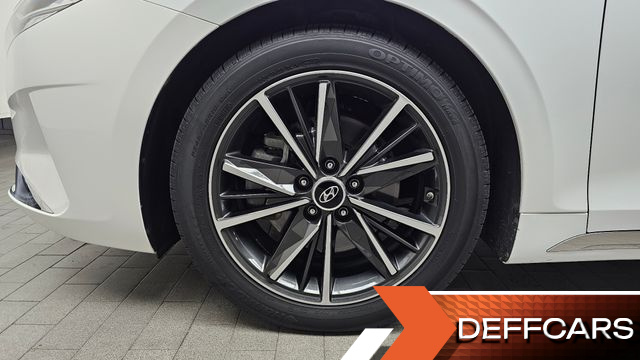 Hyundai GRANDEUR 2.5 Le Blanc купить на сайте DeffCars