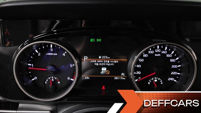 Kia CARNIVAL Diesel 9-Seater Noblesse купить на сайте DeffCars