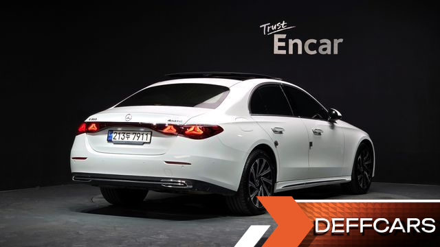 Mercedes E-CLASS E300 4MATIC Exclusive купить на сайте DeffCars