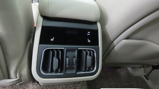 Maserati GRECALE 2.0 AWD GT купить на сайте DeffCars