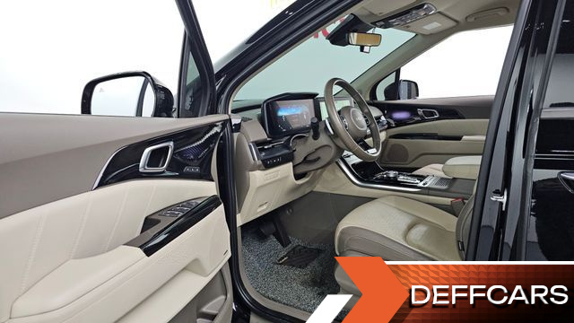 Kia CARNIVAL Gasoline 9-Seater Hi-Limousine Signature купить на сайте DeffCars