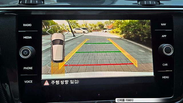 Volkswagen TIGUAN 2.0 TDI Premium купить на сайте DeffCars