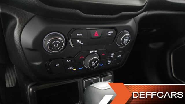 Jeep RENEGADE 1.3 Limited купить на сайте DeffCars