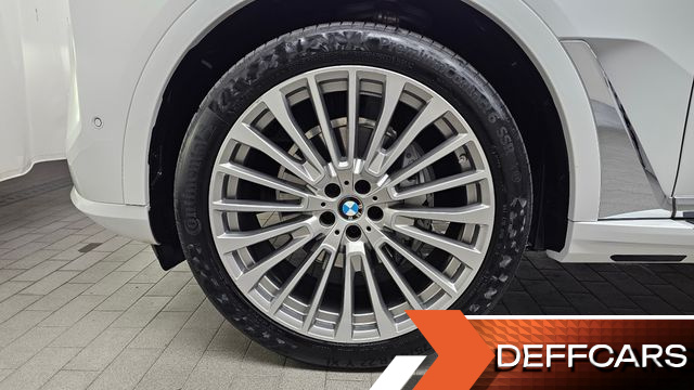 BMW X7 xDrive 40i Design Pure Excellence 6-Seater купить на сайте DeffCars