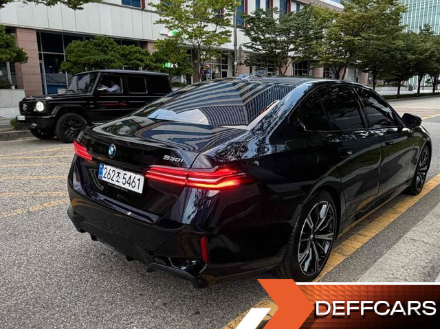BMW 5-SERIES 530i xDrive M Sport купить на сайте DeffCars