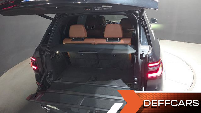 BMW X7 xDrive 40i M Sport 6STR купить на сайте DeffCars
