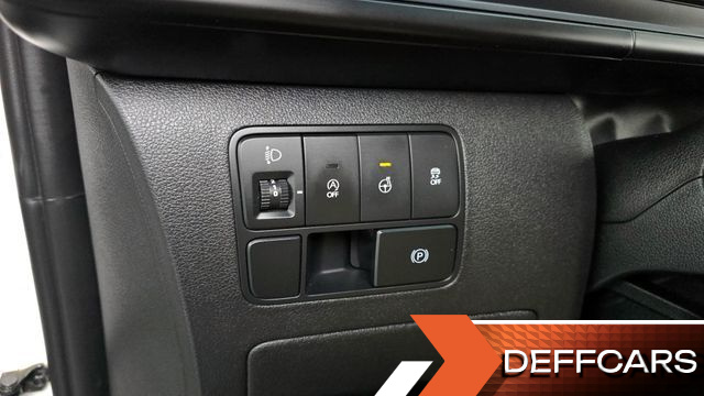 Hyundai STARIA Cargo 5-Seater Modern купить на сайте DeffCars