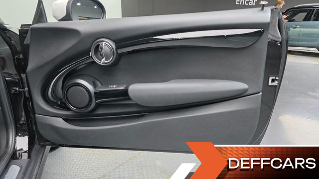 Mini COOPER Classic Plus Launch Pack Third Generation купить на сайте DeffCars