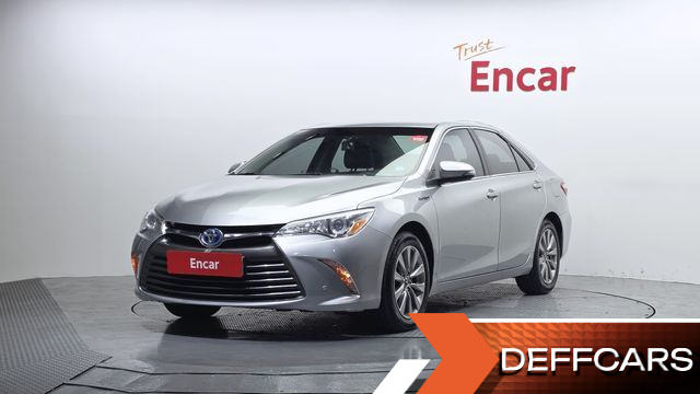 Toyota CAMRY Hybrid LE купить на сайте DeffCars