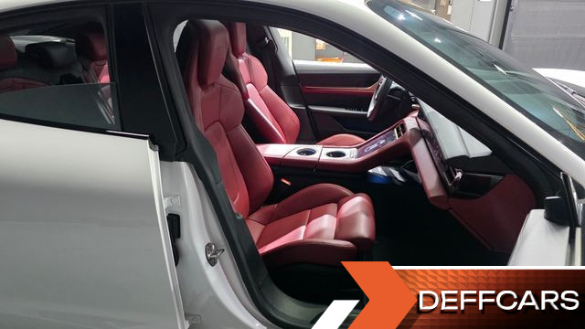 Porsche TAYCAN 4S купить на сайте DeffCars