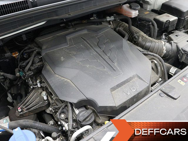 Kia CARNIVAL Gasoline 9-Seater Signature купить на сайте DeffCars