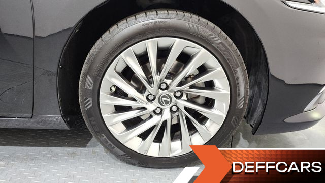 Lexus ES Luxury Plus купить на сайте DeffCars