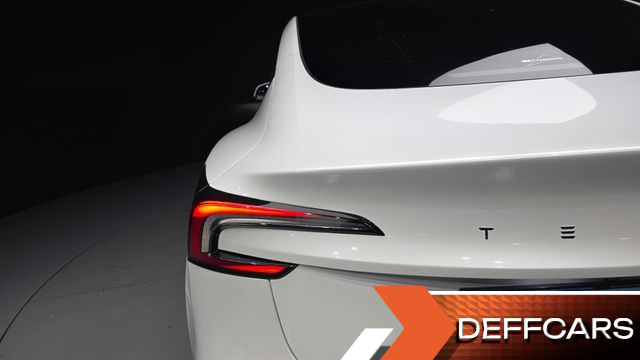 Tesla MODEL 3 RWD купить на сайте DeffCars