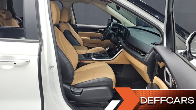 Kia CARNIVAL 9-Seater Prestige купить на сайте DeffCars