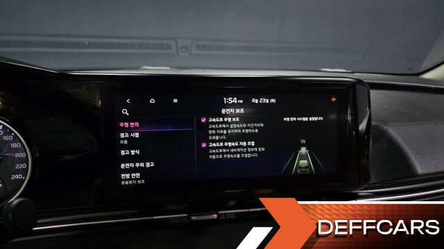 Kia CARNIVAL 9-Seater Noblesse купить на сайте DeffCars