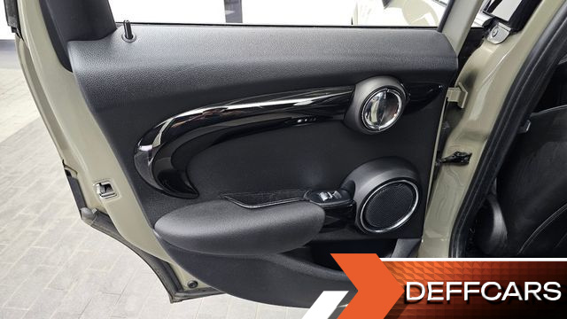Mini COOPER 5Door Standard 3rd купить на сайте DeffCars