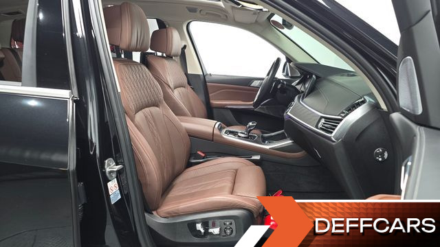 BMW X7 xDrive 40i Design Pure Excellence 7-Seater купить на сайте DeffCars