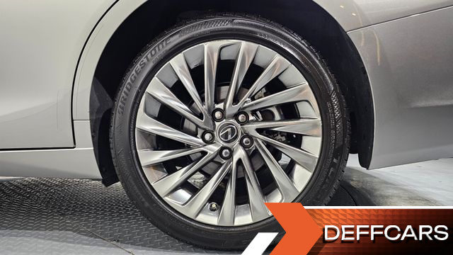 Lexus ES Luxury Plus купить на сайте DeffCars