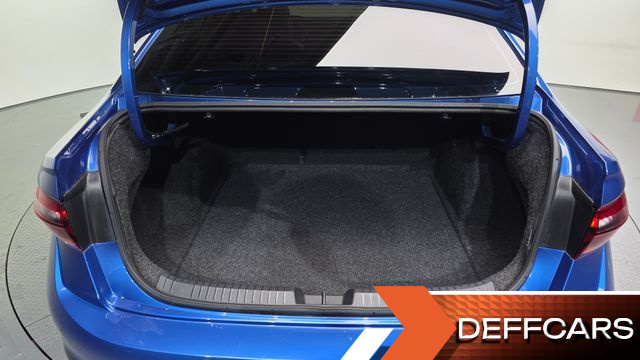 Volkswagen JETTA 1.5 TSI Prestige купить на сайте DeffCars