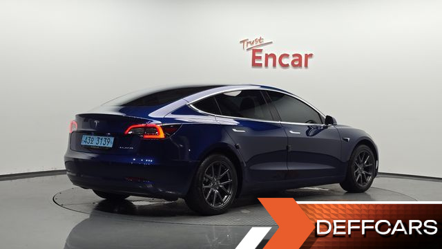 Tesla MODEL 3 Long Range AWD купить на сайте DeffCars