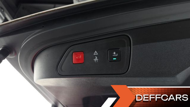 Peugeot 3008 1.5 BlueHDi GT Line купить на сайте DeffCars