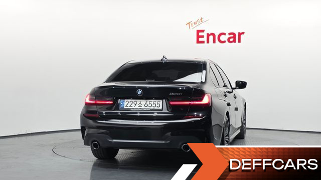 BMW 3-SERIES 320i M Sport купить на сайте DeffCars