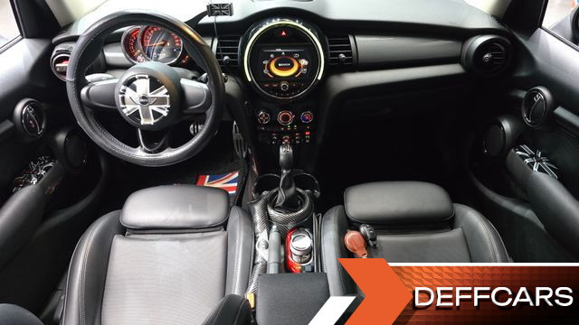 Mini COOPER 5Door Standard 3rd купить на сайте DeffCars