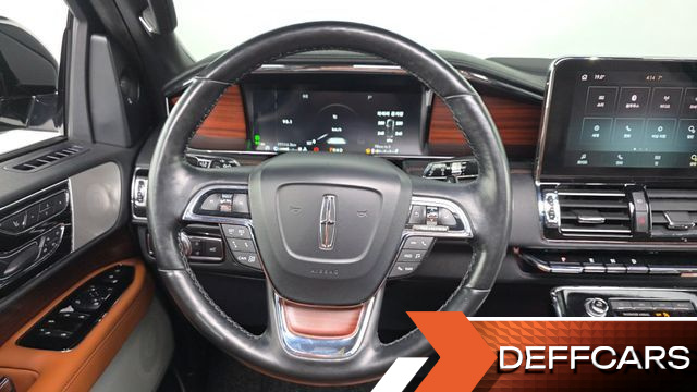 Lincoln NAVIGATOR 3.5L купить на сайте DeffCars
