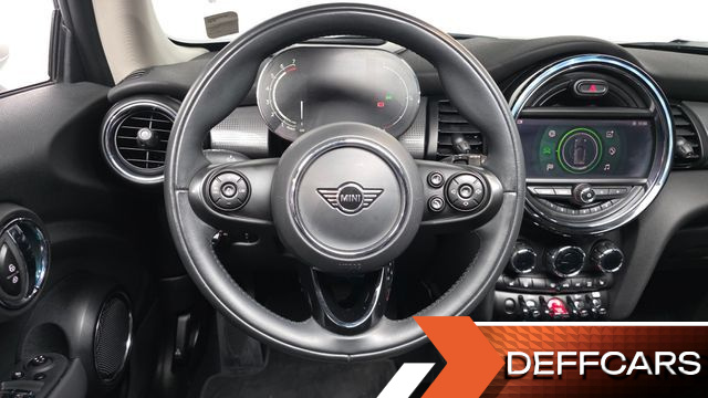 Mini COOPER Classic Plus Launch Pack Third Generation купить на сайте DeffCars