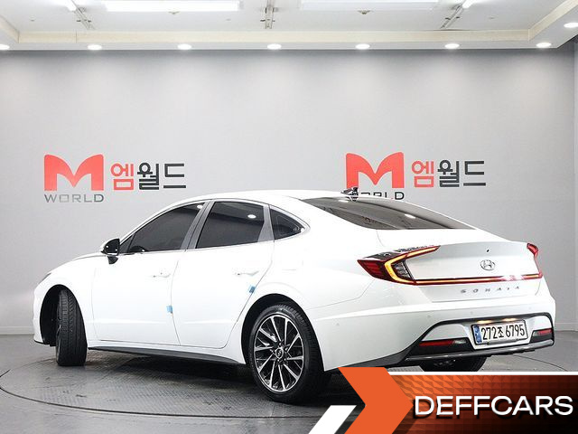 Hyundai SONATA 2.0 Premium Family купить на сайте DeffCars