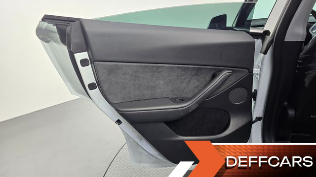 Tesla MODEL Y RWD купить на сайте DeffCars