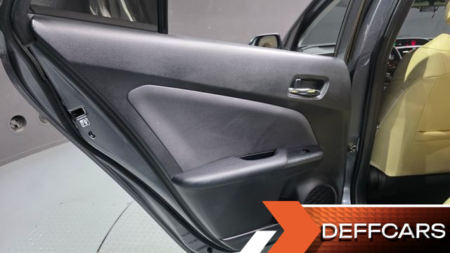 Toyota PRIUS 1.8 купить на сайте DeffCars