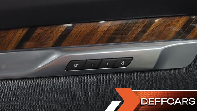 Cadillac ESCALADE 6.2 ESV ESV Premium Luxury Platinum купить на сайте DeffCars