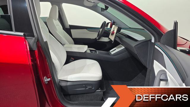 Tesla MODEL Y Long Range AWD купить на сайте DeffCars