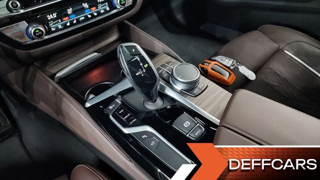 BMW 5-SERIES 530i M Sport Package Plus купить на сайте DeffCars